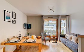 Apartment Fermes Du Montenvers B11 - Alpes Travel - Central Chamonix - Sleeps 4